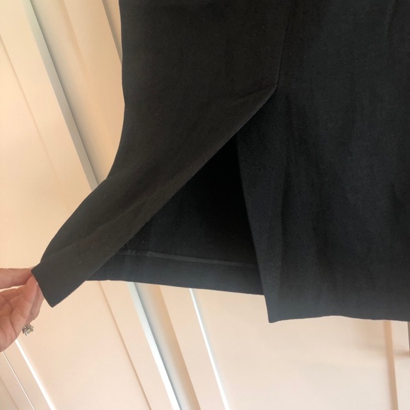 Like new! Vera Wang Wool/Linen Pencil Skirt - Picture 6 of 8